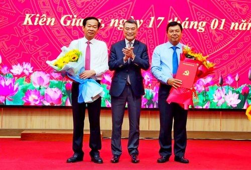 Bí thư Tỉnh ủy Cà Mau làm Bí thư Tỉnh ủy Kiên Giang