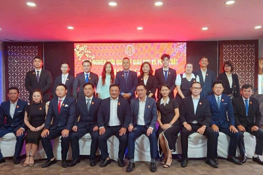 Ra mắt Viện Nghiên cứu Quản lý Giáo dục và Pháp luật