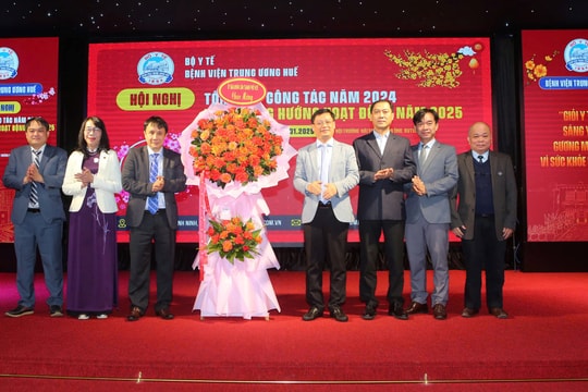 Bệnh viện Trung ương Huế đứng trong top 3 cả nước về phẫu thuật và điều trị