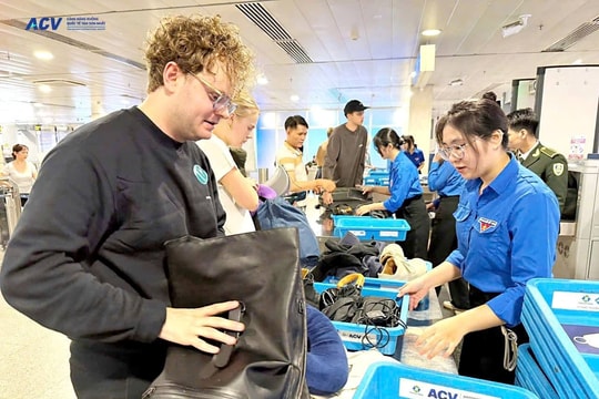Sân bay Tân Sơn Nhất đón 4 triệu lượt khách dịp Tết