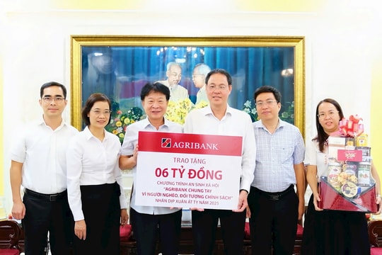 Agribank chung tay hỗ trợ đối tượng chính sách, hộ nghèo TP. Hồ Chí Minh nhân dịp Tết Ất Tỵ 2025