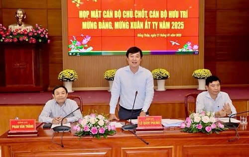 Đồng Tháp: Họp mặt cán bộ chủ chốt mừng Đảng, mừng Xuân Ất Tỵ năm 2025