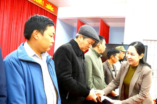 Phó Chủ nhiệm Ủy ban Dân tộc chúc Tết tại Hà Giang