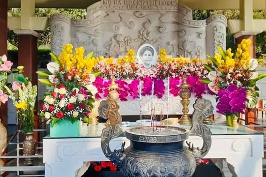 Trang trọng Lễ giỗ Bà Hoàng Thị Loan lần thứ 124