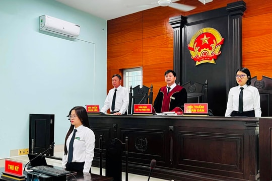 TAND TP. Thuận An tổ chức phiên tòa hình sự trực tuyến rút kinh nghiệm