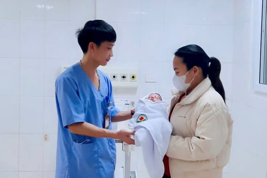 Cứu sống một bệnh nhi sinh non