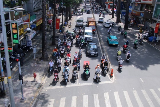 Chỉ đạo nóng của Chủ tịch UBND TP.HCM về giao thông