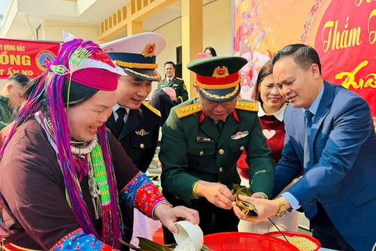 Tết Hải đảo - thắm tình quân dân: Mùa xuân ấm áp nơi đảo xa