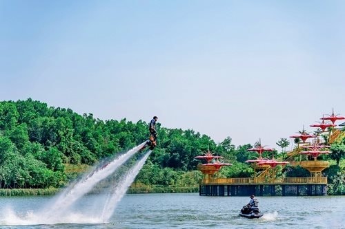 Du Xuân trên vùng đất sử thi