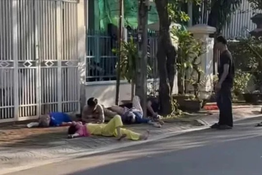 Dựng cây nêu đón Tết, 5 người bị điện giật nhập viện