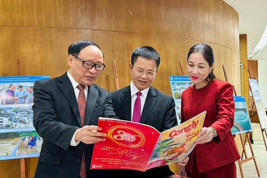 Trưng bày hơn 300 ấn phẩm báo chí tại Hội báo Xuân