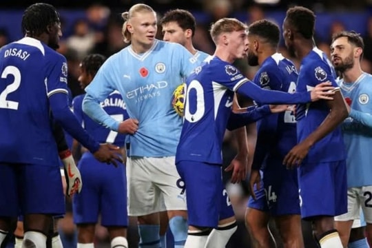 Vòng 25 Ngoại hạng Anh: Chờ đợi những trận cầu "rực lửa"