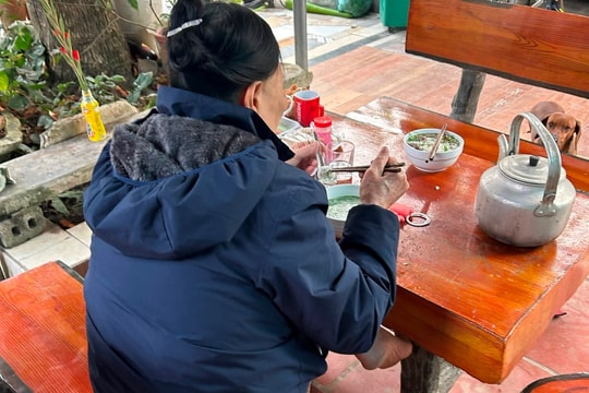 Người lao động khổn khổ vì bị nợ các loại bảo hiểm