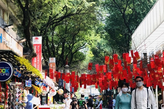 Thời tiết ngày mùng 2 Tết: Nam Bộ se lạnh, miền Bắc nắng ấm