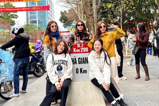 Hà Giang hấp dẫn du khách những ngày đầu Xuân