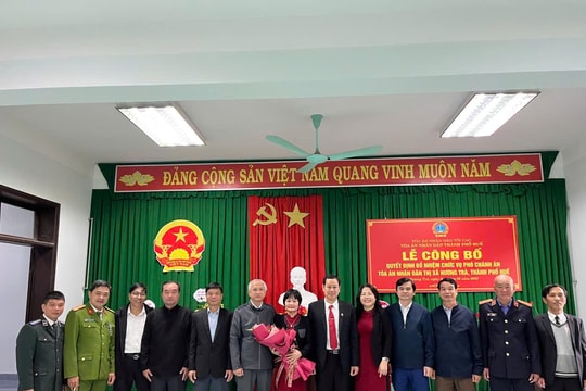 Công bố quyết định bổ nhiệm Phó Chánh án TAND thị xã Hương Trà