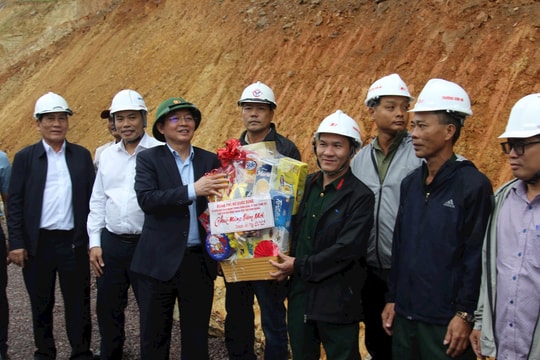 Khẩn trương hoàn thành công trình kỷ niệm 50 năm Ngày giải phóng