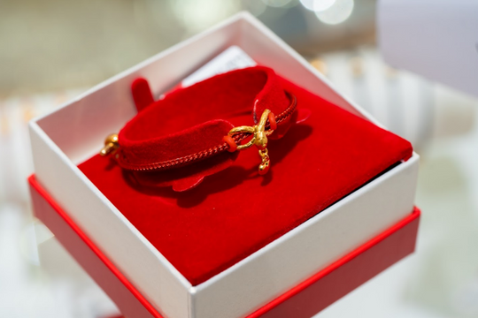 Gen Z săn lùng tìm mua những đồ vật để xin vía Thần Tài