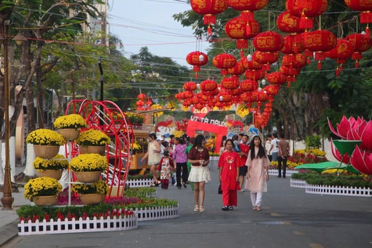 Bạc Liêu: Người dân được hưởng cái Tết vui tươi, trọn vẹn