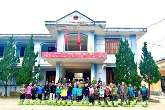 Mang “Xuân yêu thương” đến hơn 5.200 hoàn cảnh khó khăn dịp Tết Nguyên đán Ất Tỵ