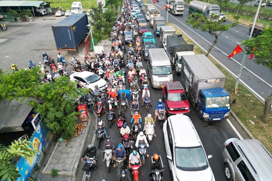 Giao thông TP.HCM sau hơn 1 tháng áp dụng Nghị định 168