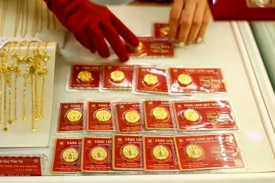 Giá vàng hôm nay 7/2: Vàng tăng mạnh ngày vía Thần tài