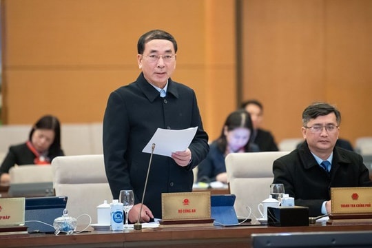 Thứ trưởng Bộ Công an nêu giải pháp chặn lừa đảo qua mạng