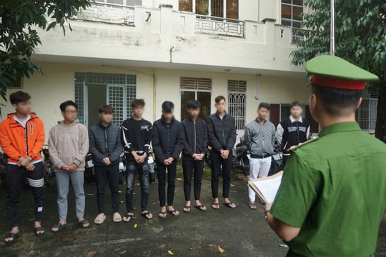 Khởi tố nhóm thanh niên hỗn chiến gây náo loạn đường phố Đà Nẵng