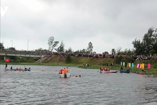 Quảng Nam: VĐV đua thuyền bị tai nạn đã qua đời
