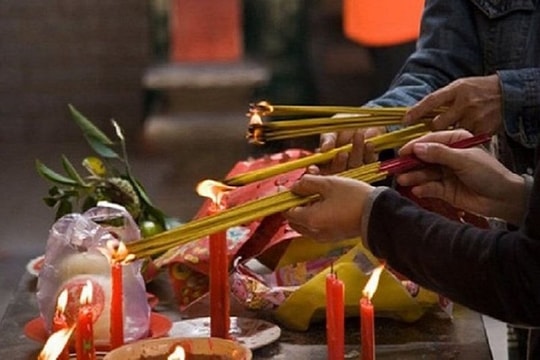 May mắn không đến từ một nghi lễ cúng bái