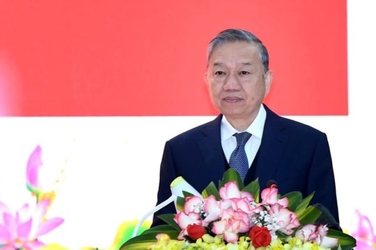 Tổng Bí thư Tô Lâm thăm và làm việc tại Lữ đoàn tên lửa 490