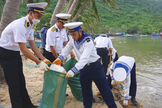 Mùa Xuân dân vận của chiến sĩ tên lửa