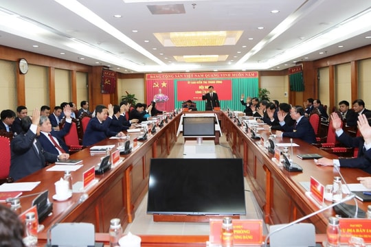 Bộ Chính trị chuẩn y 4 Phó chủ nhiệm Ủy ban Kiểm tra Trung ương