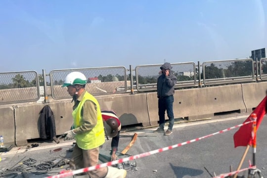 Thay thế khe co giãn trên cao tốc đoạn Quốc lộ 45 - Nghi Sơn