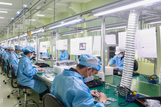 Thời điểm đề xuất phương án tăng lương tối thiểu vùng năm 2025