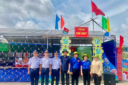 Tuổi trẻ Hải đoàn 42 “Tiếp lửa cho các thế hệ thanh niên lên đường bảo vệ Tổ quốc”