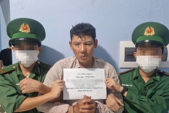 Bắt giữ đối tượng tàng trữ trái phép chất ma túy