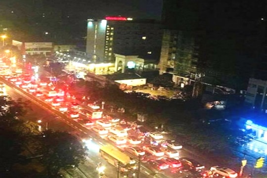 Bùng nổ ô tô ở Nghệ An: Phồn vinh đích thực hay áp lực?