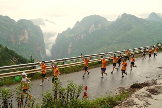 Hà Giang tổ chức giải Marathon trên cung đường Hạnh Phúc