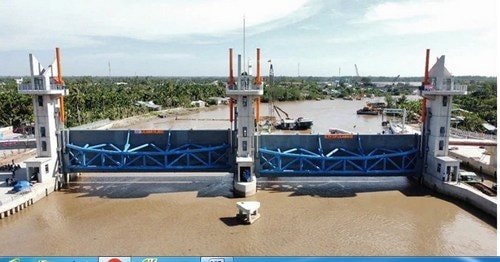 Thủ tướng yêu cầu chủ động ứng phó với hạn, mặn