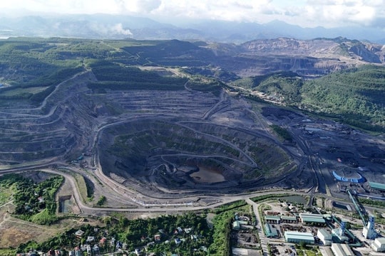 Quảng Ninh nghiên cứu mở tour du lịch mỏ than