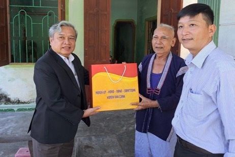 13 lãnh đạo thuộc quản lý Ban Thường vụ Tỉnh uỷ Bình Định nghỉ hưu, nghỉ công tác