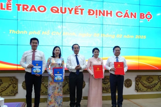 TP.HCM bổ nhiệm, điều động nhiều cán bộ chủ chốt