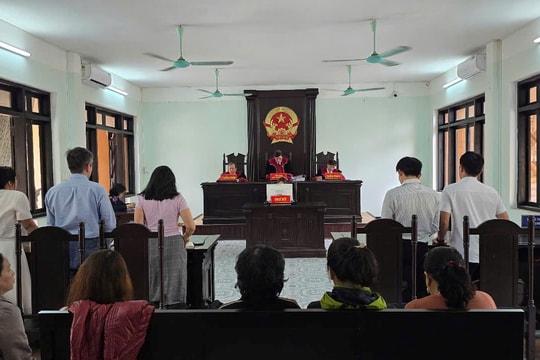 Bảo hiểm Phú Hưng thua kiện