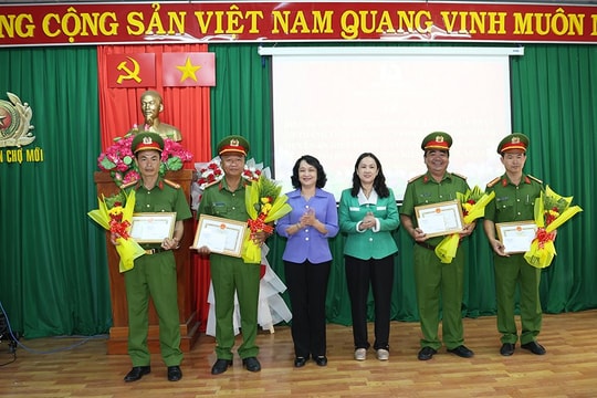 Thưởng nóng các tập thể điều tra vụ “Giết người, cướp tài sản”