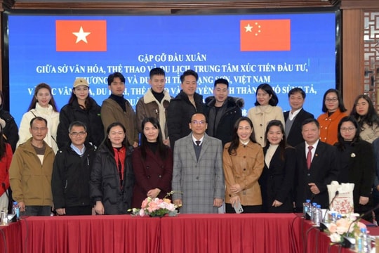 Tăng cường quan hệ giao lưu, phát triển du lịch biên giới giữa Việt Nam và Trung Quốc