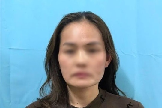 Người phụ nữ có 3 tiền án móc túi tại lễ hội