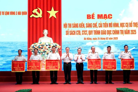 Vùng 3 Hải quân trao 40 giải sáng kiến cải tiến mô hình