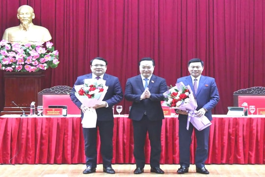 Nghệ An có thêm hai Phó Chủ tịch tỉnh, thành lập 7 sở mới