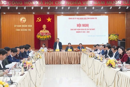 Hoàn thiện tổ chức bộ máy Đảng ủy UBND tỉnh Quảng Trị sau khi thành lập